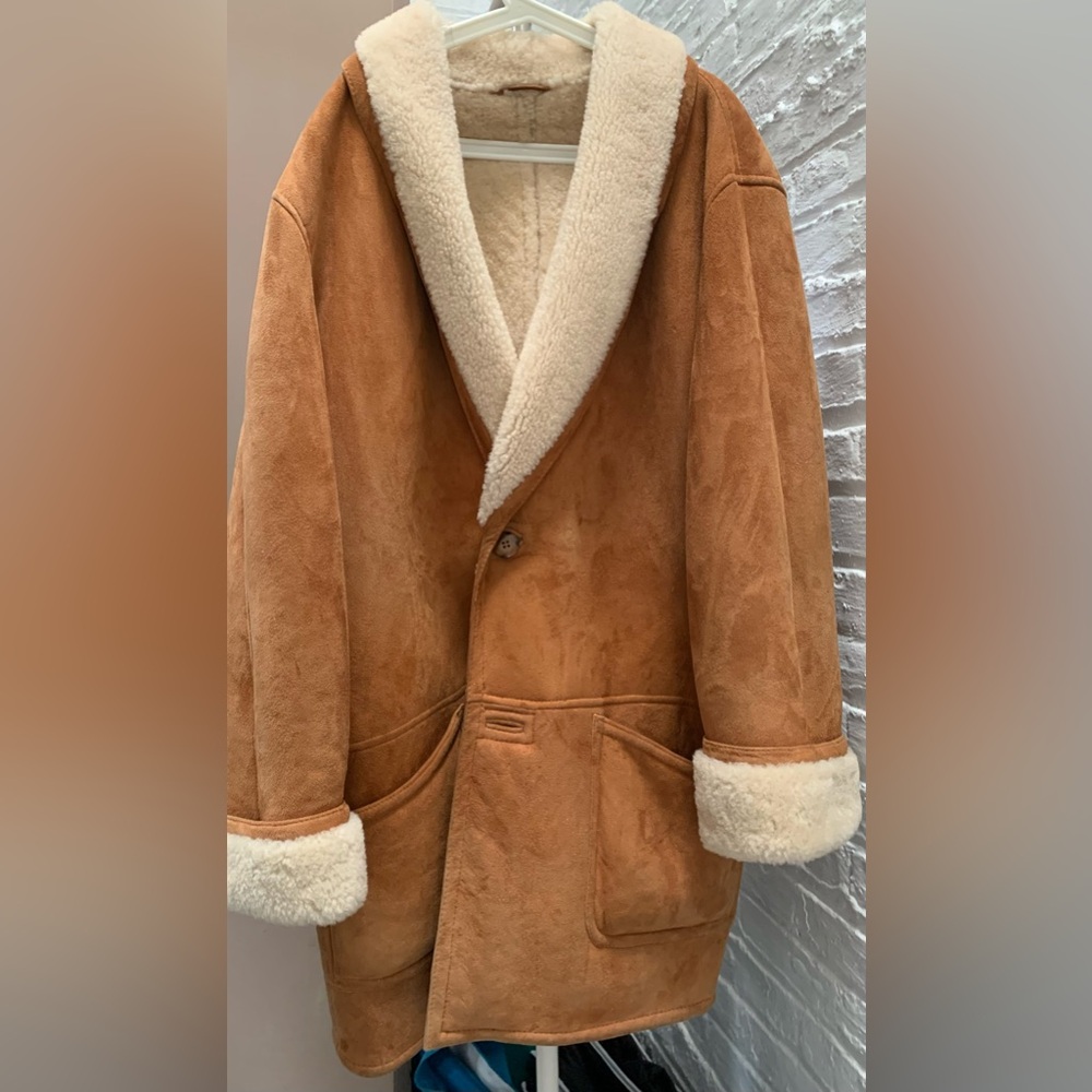 Unisex Hide Society Sheepskin Coat